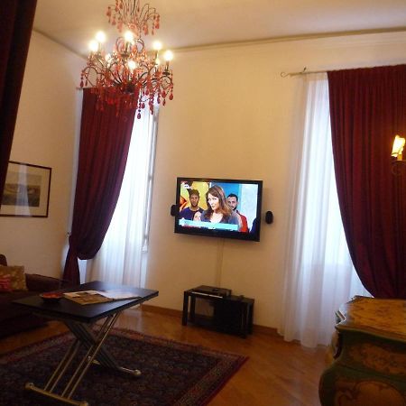 Residenza Mucha Apartment Рим Стая снимка