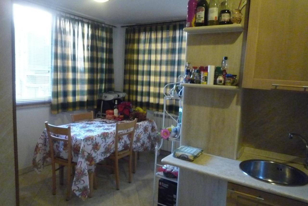Residenza Mucha Apartment Рим Стая снимка