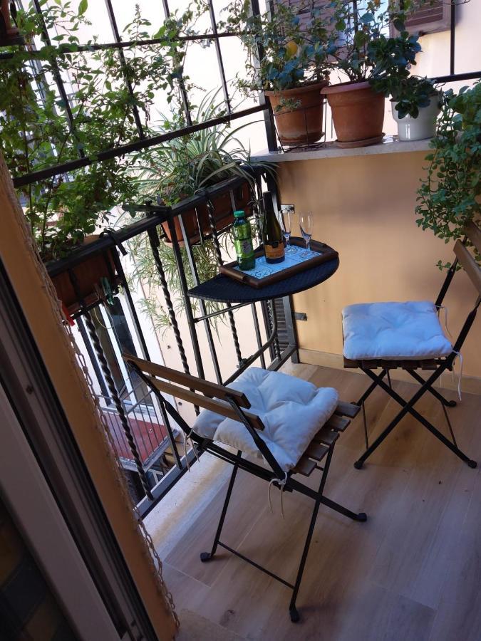 Residenza Mucha Apartment Рим Екстериор снимка